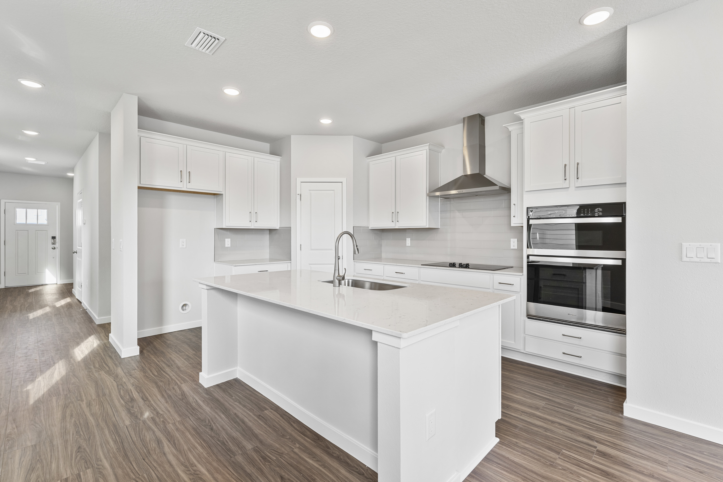Lot 26 Chef's Kitchen with Corner Pantry at The Preserve at Camden Woods