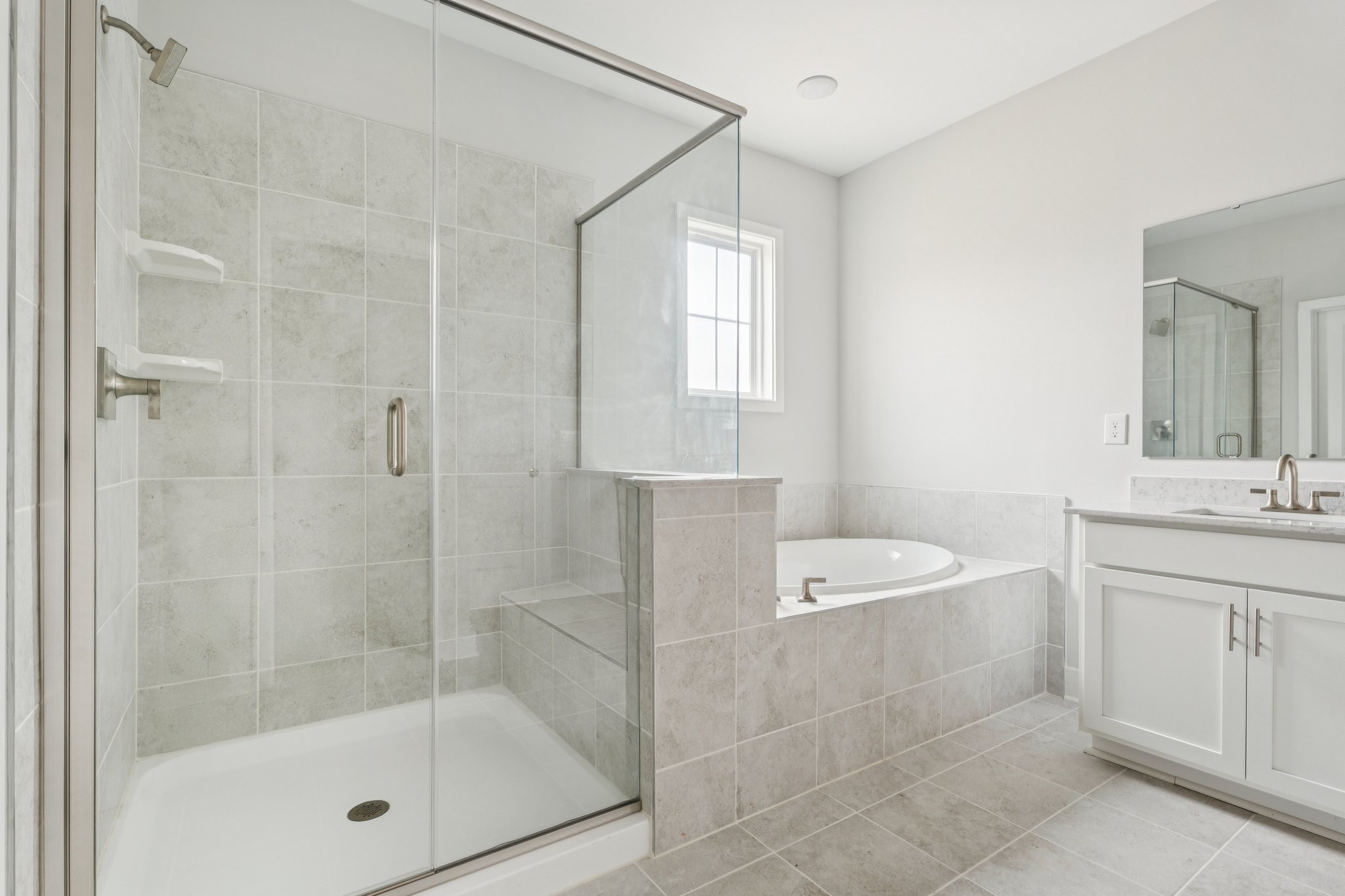 Daffodil Primary Bath at Stonemill in Monroe, NC